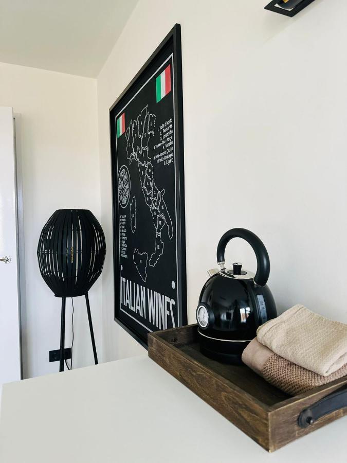 Studio Aan De Maas Lägenhet Zwijndrecht Exteriör bild