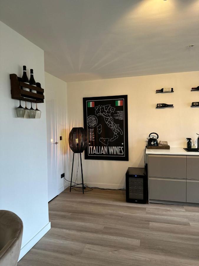 Studio Aan De Maas Lägenhet Zwijndrecht Exteriör bild